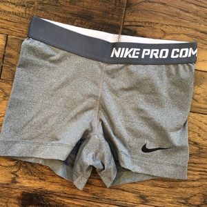 GREY NIKE PROS